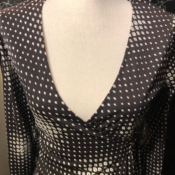 Ladies Wrap Dress - Picture 3 of 4